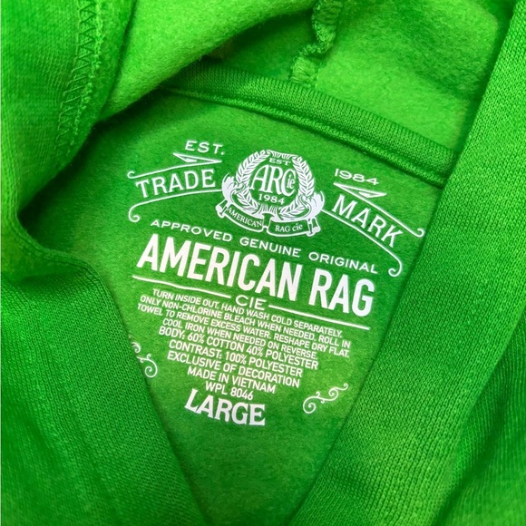 American rag Christmas tree hoodie large - Picture 8 of 9